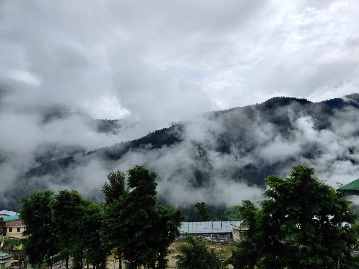 Hotel Mount Kailash Sangla Exterior photo